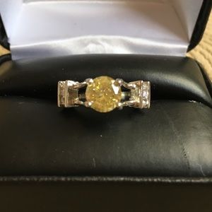 Citrine type stone ring